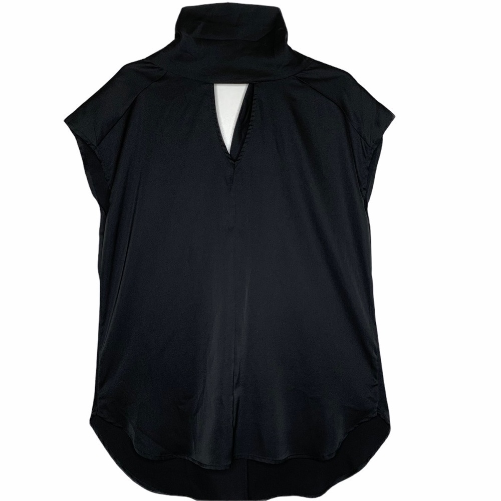 New York & Co Black Key Hole Cut Out Mock Neck Sleeveless Blouse Size XS NWT